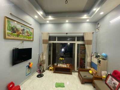 Nguyen Duy Trinh Street, Vietnam Nguyen Duy Trinh Street, Vietnam