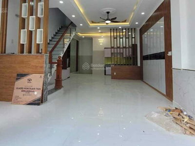 371/2A, Vietnam 371/2A, Vietnam