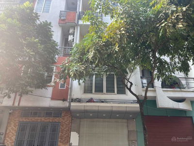 Den Lu 1 Street, Vietnam Den Lu 1 Street, Vietnam