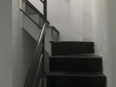 Le Van Luong Street, Vietnam Le Van Luong Street, Vietnam