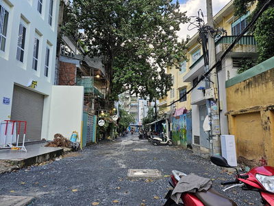 Hai Ba Trung Street, Vietnam Hai Ba Trung Street, Vietnam