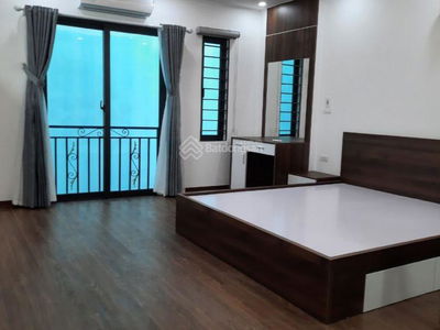 Nguyen Chi Thanh Street, Vietnam Nguyen Chi Thanh Street, Vietnam