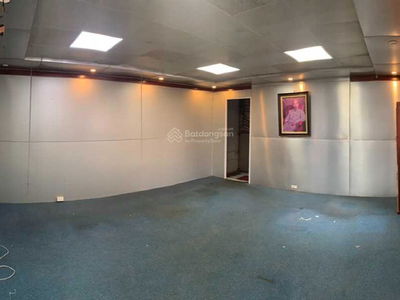 Xuan La Street, Vietnam Xuan La Street, Vietnam