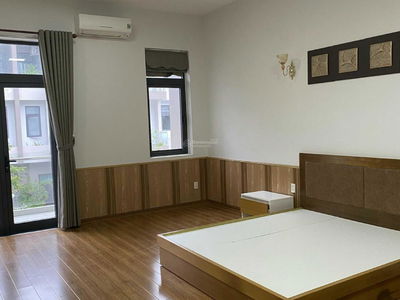 Nguyen Tat Thanh Street, Vietnam Nguyen Tat Thanh Street, Vietnam