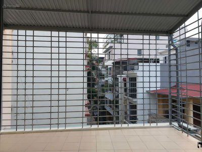 Phung Chi Kien Street, Vietnam Phung Chi Kien Street, Vietnam