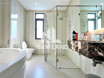 Luong Dinh Cua Street, Vietnam Luong Dinh Cua Street, Vietnam