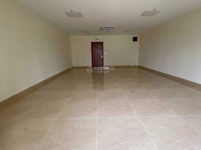 Le Duc Tho Street, Vietnam Le Duc Tho Street, Vietnam