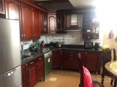 Hoang Cau Street, Vietnam Hoang Cau Street, Vietnam