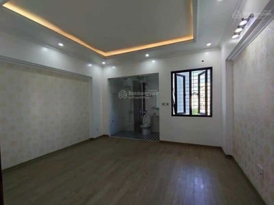 Van Cao Street, Vietnam Van Cao Street, Vietnam