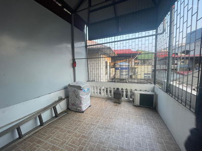 Kim Nguu Street, Vietnam  Kim Nguu Street, Vietnam