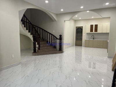 Tran Nao Street, Vietnam  Tran Nao Street, Vietnam