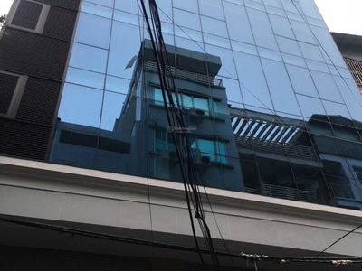 Me Tri Street, Vietnam Me Tri Street, Vietnam