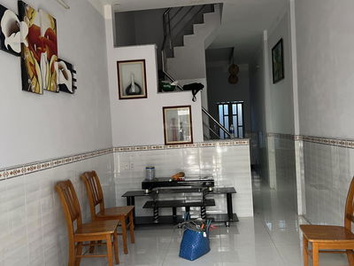 Le Van Luong Street, Vietnam Le Van Luong Street, Vietnam