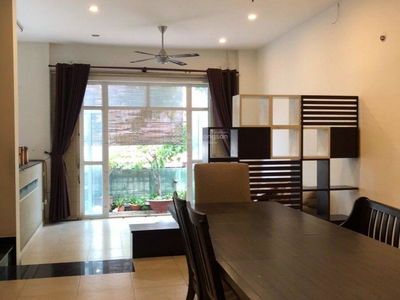 Do Quang Street, Vietnam Do Quang Street, Vietnam