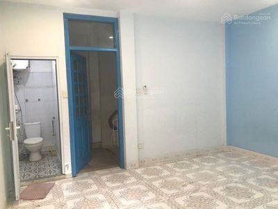 Ong Ich Khiem Street, Vietnam Ong Ich Khiem Street, Vietnam