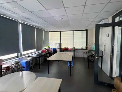 Him Lam Kenh Te, Vietnam  Him Lam Kenh Te, Vietnam