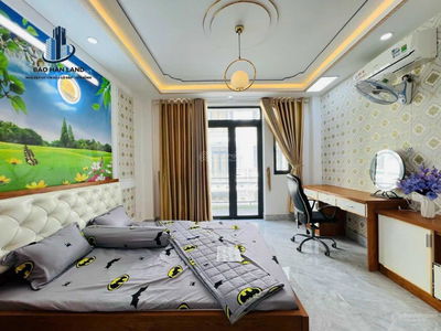 Phan Xich Long Street, Vietnam Phan Xich Long Street, Vietnam