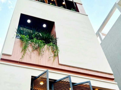 Phan Xich Long Street, Vietnam  Phan Xich Long Street, Vietnam