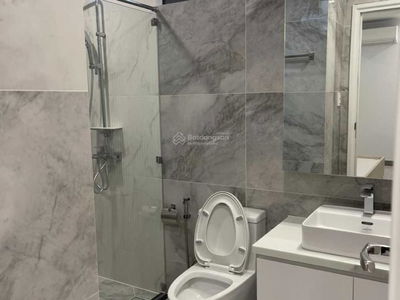 Luong Dinh Cua Street, Vietnam Luong Dinh Cua Street, Vietnam