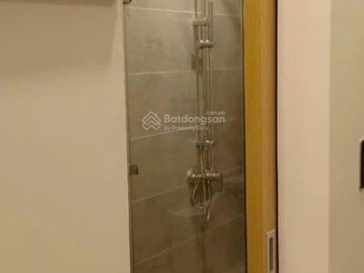 Che Viet Tan Street, Vietnam  Che Viet Tan Street, Vietnam