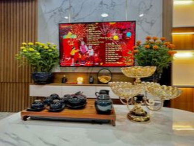 Thach Ban Street, Vietnam  Thach Ban Street, Vietnam