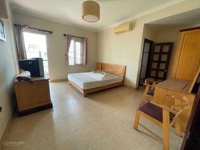 Bach Dang Street, Vietnam Bach Dang Street, Vietnam