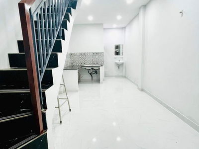 Lam Van Ben Street, Vietnam Lam Van Ben Street, Vietnam