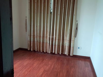 Au Co Street, Vietnam Au Co Street, Vietnam