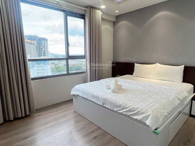 River Gate, Vietnam River Gate, Vietnam