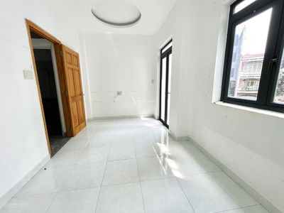 Nguyen Thanh Tuyen Street, Vietnam Nguyen Thanh Tuyen Street, Vietnam