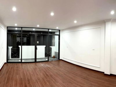 Nguyen Canh Di Street, Vietnam Nguyen Canh Di Street, Vietnam