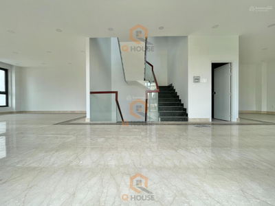 Street 24, Vietnam  Street 24, Vietnam