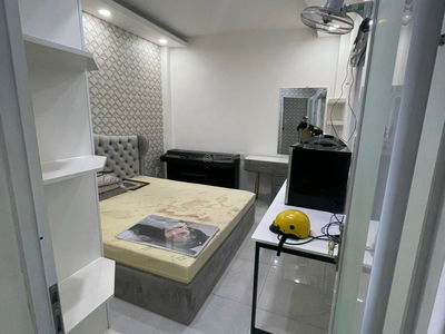 Quang Trung Street, Vietnam Quang Trung Street, Vietnam