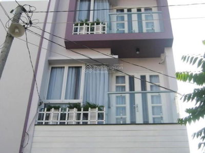 Dang Thuy Tram Street Dang Thuy Tram Street