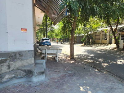 Dang Thuy Tram Street, Vietnam Dang Thuy Tram Street, Vietnam