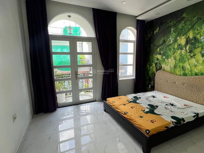 No. 1, Vietnam No. 1, Vietnam