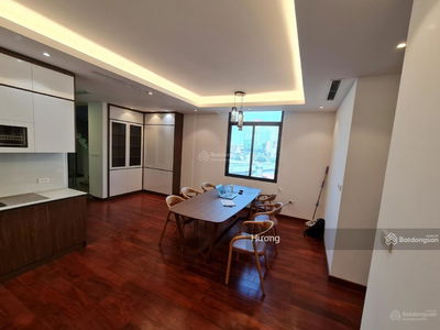 Nguyen Hong Street, Vietnam Nguyen Hong Street, Vietnam