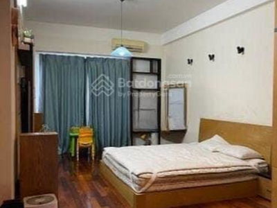 Nguyen Thai Hoc Street, Vietnam Nguyen Thai Hoc Street, Vietnam