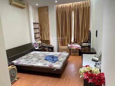 Nguyen Chi Thanh Street, Vietnam Nguyen Chi Thanh Street, Vietnam