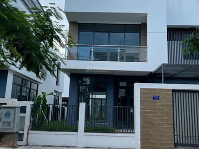 East Tang Long, Vietnam  East Tang Long, Vietnam