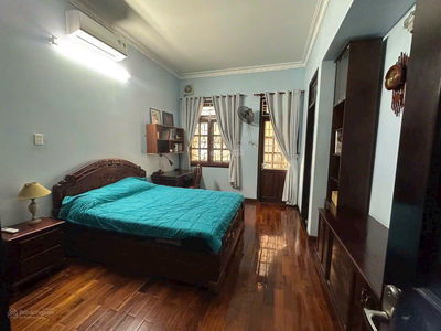 Pho Quang Street, Vietnam Pho Quang Street, Vietnam