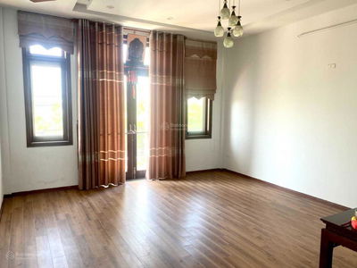 Dien Hong Street, Vietnam  Dien Hong Street, Vietnam