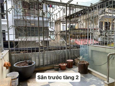 Nguyen Son Street, Vietnam Nguyen Son Street, Vietnam