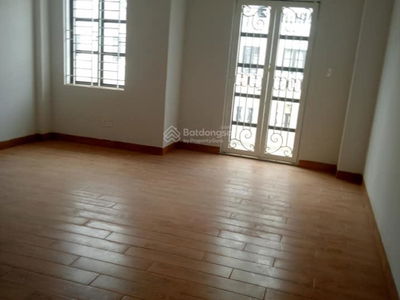 Duong Quang Ham Street, Vietnam Duong Quang Ham Street, Vietnam