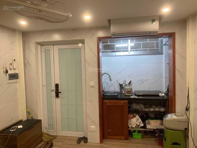 Trang Tien Street, Vietnam Trang Tien Street, Vietnam