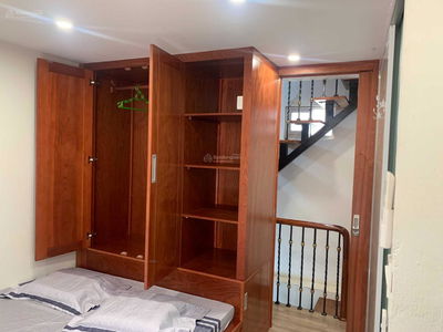 Trang Tien Street, Vietnam Trang Tien Street, Vietnam