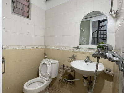 Thuy Khue Street, Vietnam  Thuy Khue Street, Vietnam