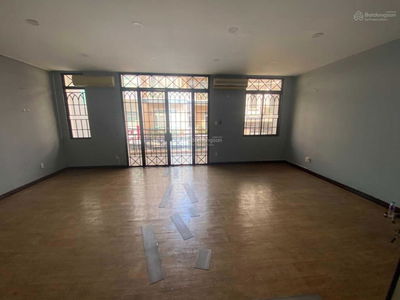 Bach Dang Street, Vietnam Bach Dang Street, Vietnam