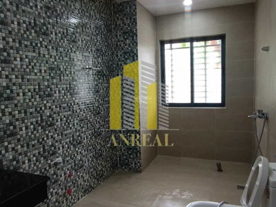 Nguyen Thi Dinh Street, Vietnam  Nguyen Thi Dinh Street, Vietnam