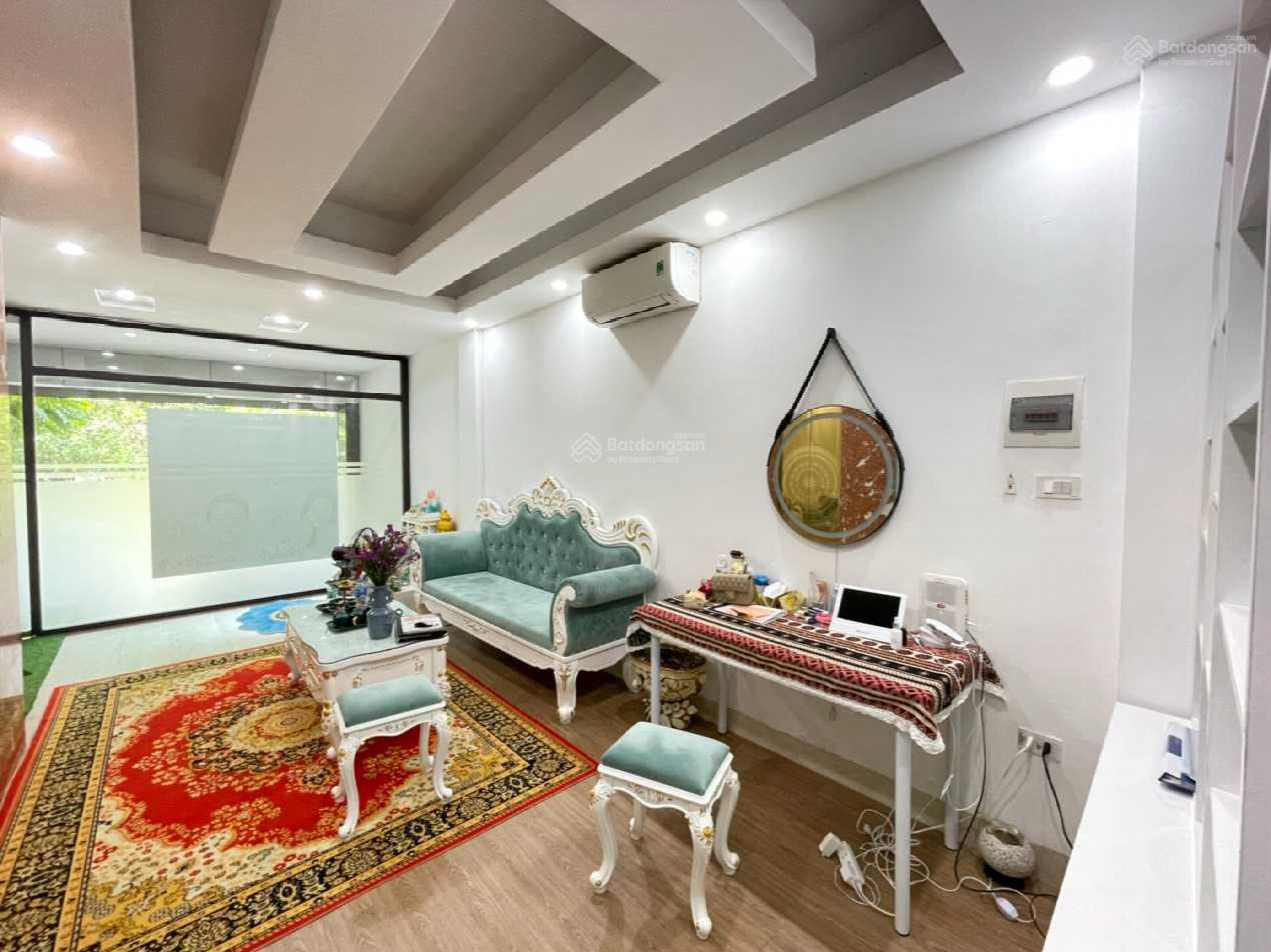 Tran Quang Dieu Street, Vietnam Tran Quang Dieu Street, Vietnam